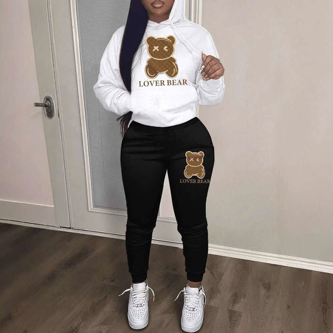 New fashion cartoon bear print long-sleeved hoodie women’s sportswear two-piece set, the set includes: cartoon bear hoodie, cartoon bear pants