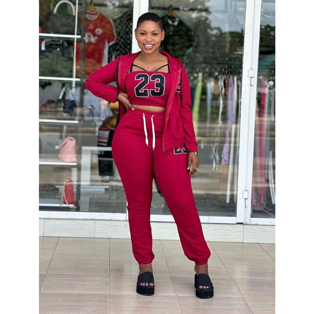 Comfortable casual knitted fabric zipper hoodie women’s digital printing sports suit, the set includes: zipper hoodie, casual pants, printed vest