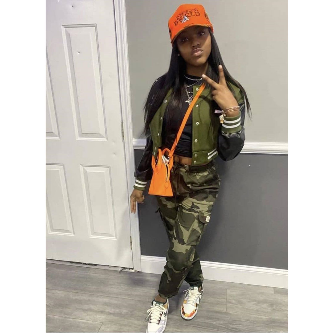 New fashion customized American football baseball short jacket fashionable women’s camouflage pants sports suit, the suit includes: short jacket, casual sports pants