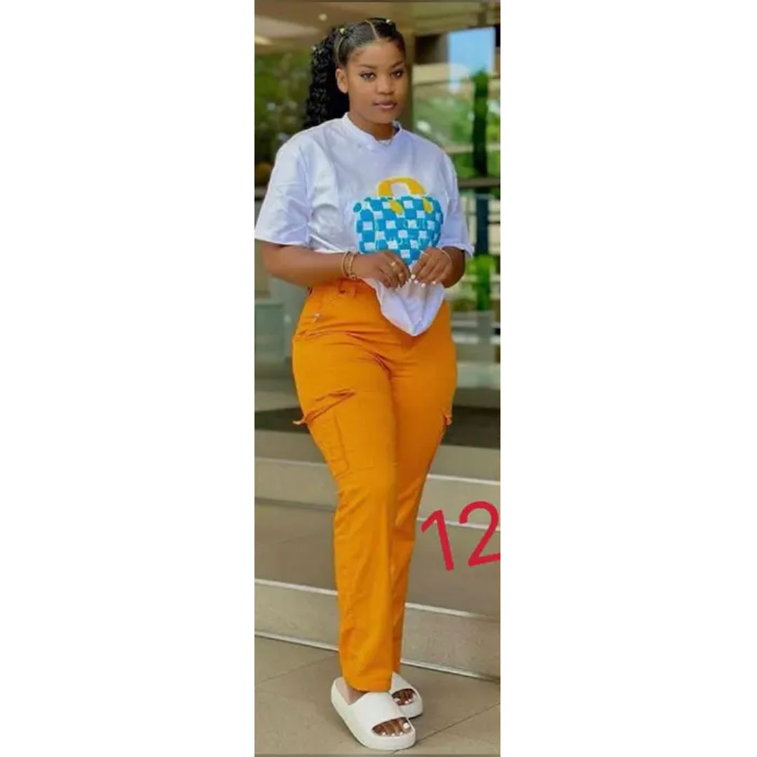 High-quality casual women’s short-sleeved embroidered T-shirt two-piece knitted fabric overalls suit, the suit includes: casual overalls, embroidered T-shirt