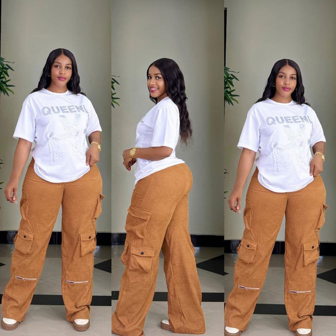 Hot-selling overalls for summer, American-style loose straight-leg, new multi-pocket youth pants, women’s jeans. Set includes: multi-pocket overalls, printed T-shirt