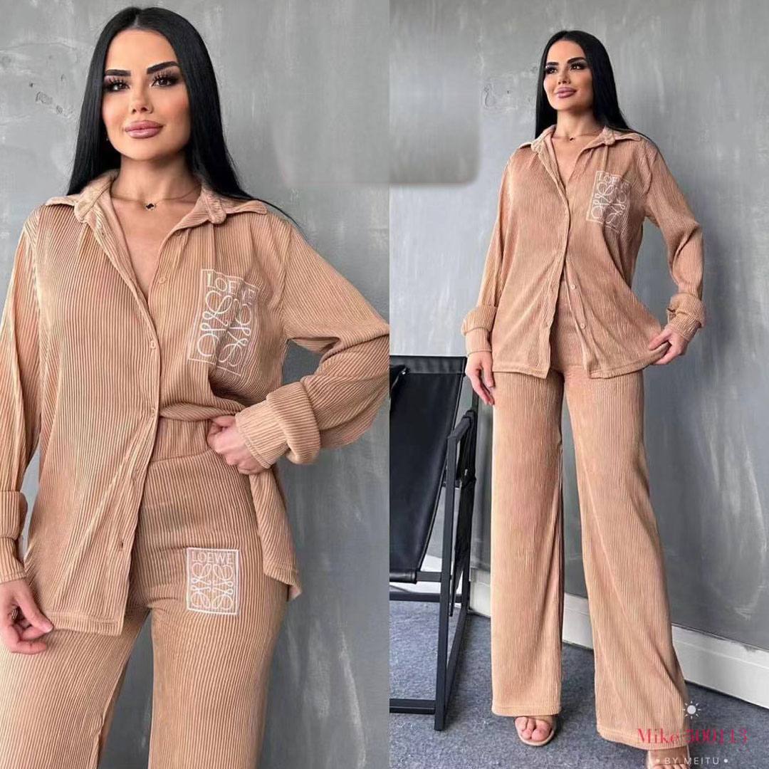 Spring and Autumn Women’s Two-Piece Set: Ruffled Collar Long-Sleeved Shirt and Casual Trousers